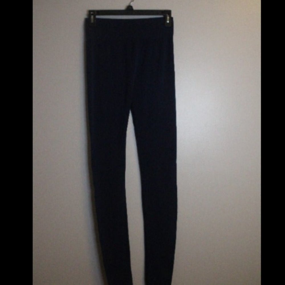 Navy leggings